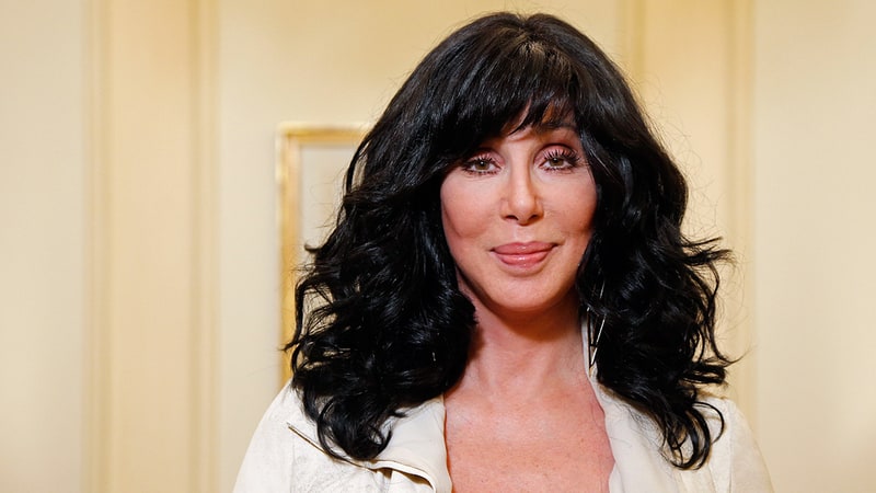 US Weekly: Cher Teams With Icelandic Glacial to Send 181,000 Bottles of Water to Flint, Michigan